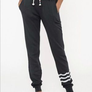 NWT Sol Angeles Brand New Essential Women's Wave Jogger Size Extra Small